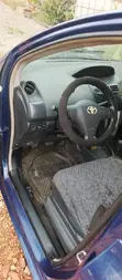 Toyota Vitz 1.0 FWD 5dr 2010 Blue - 3