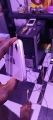 Apple iPhone XR 64GB White - 1