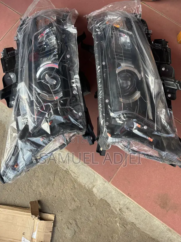 Toyota Land Cruiser Prado Full LED Headlight Pair - 1