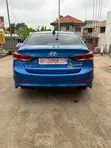 Hyundai Elantra 2018 Blue - 4