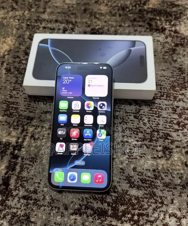 Apple iPhone 16 Pro Max 512GB - 1