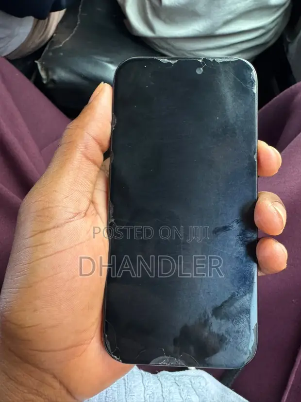 Apple iPhone 15 Pro 512GB - 1
