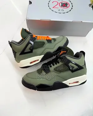 Air Jordan 4 Sneakers