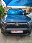 Toyota RAV4 XLE 2025 Gray - 1