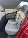 2017 Hyundai Elantra SE Sedan - 3