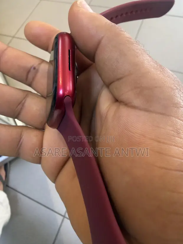Apple Watch Series 7 45mm - 1
