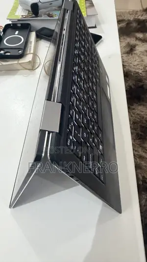 Dell XPS 13 Laptop - Intel Core i7, 8GB RAM, 512GB SSD