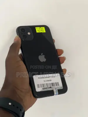 Apple iPhone 11 64GB Black