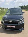 Toyota Voxy V 2WD 8-Seater 2014 Blue - 1