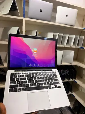 Apple MacBook Pro 13-inch (2015) - Intel Core i5, 8GB RAM, 128GB SSD