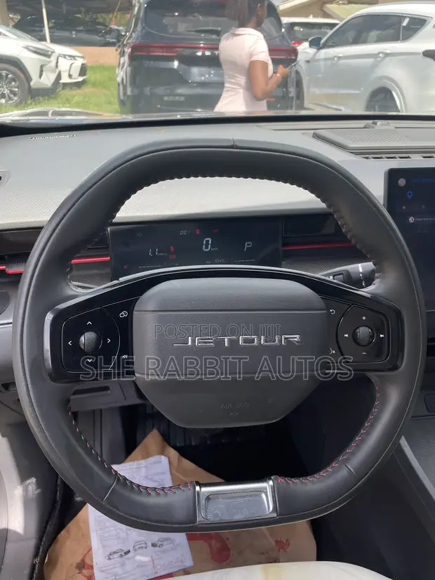 Jetour Dashing 1.5 Petrol FWD 2023 Black - 1