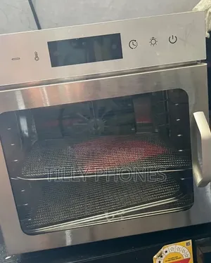 8-Tray Food Dehydrator - Used 1 Day