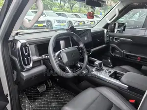 Jetour T2 1.5 Hybrid AWD 2024 Black