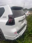 Toyota Land Cruiser Prado 2017 White - 3