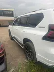 Toyota Land Cruiser Prado 2017 White - 5