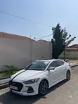 Hyundai Elantra Sport 2018 - White - 2