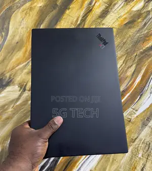 Lenovo ThinkPad X1 Carbon Gen 8 Laptop
