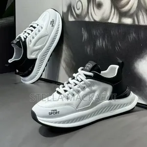 Achock Black and White Unisex Sneakers - Sizes 42 & 43