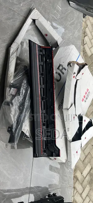 Honda CR-V Front Door Moulding (2017-2022)