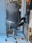 Executive Adjustable Swivel Office Chair - Brand New - 1