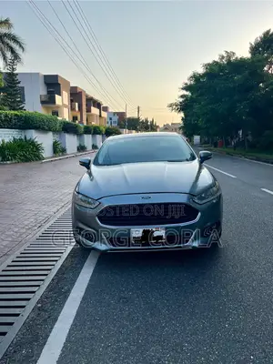 2013 Ford Fusion SE Gray