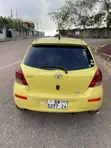 Toyota Vitz 1.3 FWD 5dr 2010 Yellow - 2