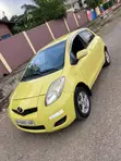Toyota Vitz 1.3 FWD 5dr 2010 Yellow - 5