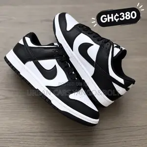 Nike Dunk Low Retro 'Panda' Sneakers