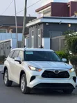 Toyota Highlander 2020 White - 3
