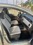 Toyota Vitz 1.3 FWD 5dr Hatchback 2012 - 4