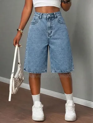 High-Waisted Knee-Length Baggy Denim Bermuda Shorts (Jorts)