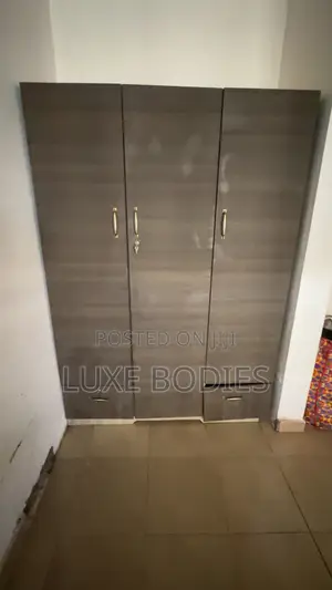 VIG Furniture Gray Wardrobe
