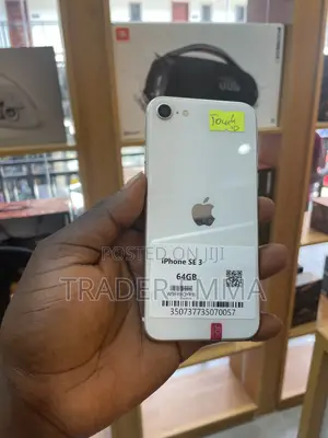 Apple iPhone SE (2022) 64GB White