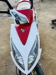 SYM Jet 150 Scooter - White - 1