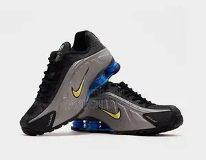 Nike Shox R4 Sneakers - Black/Silver/Red | Unisex