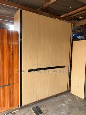 6x8 Ft Massive Wardrobe - Oak Laminated Plywood