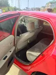 Toyota Vitz 1.3 FWD 5dr 2010 Red - 4