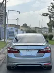 Honda Accord 2017 Silver - 2