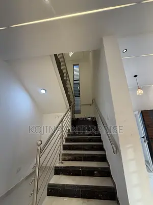 5-Bedroom Townhouse for Rent in Santasi, Kumasi