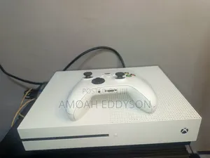 Xbox One S 1TB with One Controller