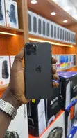 Apple iPhone 11 Pro 256GB Black - 1