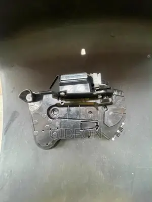 Toyota Corolla 2014 Front Left Door Lock