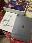 Apple iPad Pro 12.9 (2022) 256GB Gray - 3