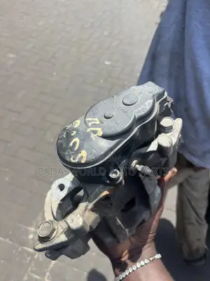 2020 Toyota RAV4 / Lexus NX 200 Rear Caliper