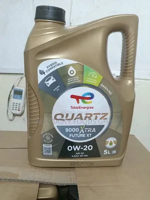 Total Quartz 9000 Future XT Engine Oil