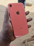 Apple iPhone XR 64GB - 3