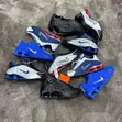 Nike Shox R4 Sneakers - 4