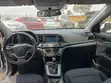Hyundai Elantra 2017 White - 4