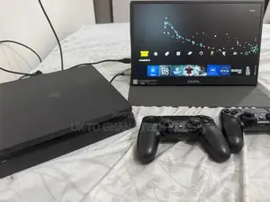 PS4 Slim Jailbreak 1TB with 2 Controllers & 20+ Games