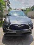 2022 Toyota Highlander XLE Gray - 1